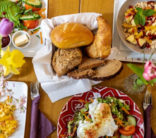 Roseli Café & Bar Roseli Café & Bar