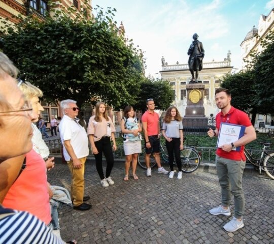 Todos os dias às 11h: Passeio a pé pela cidade – histórias e história