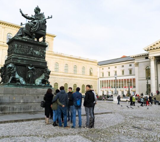 Guided tour: (Un)believable Munich